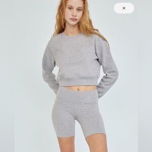 Chill Atmosphere Mid-Rise 7" Short